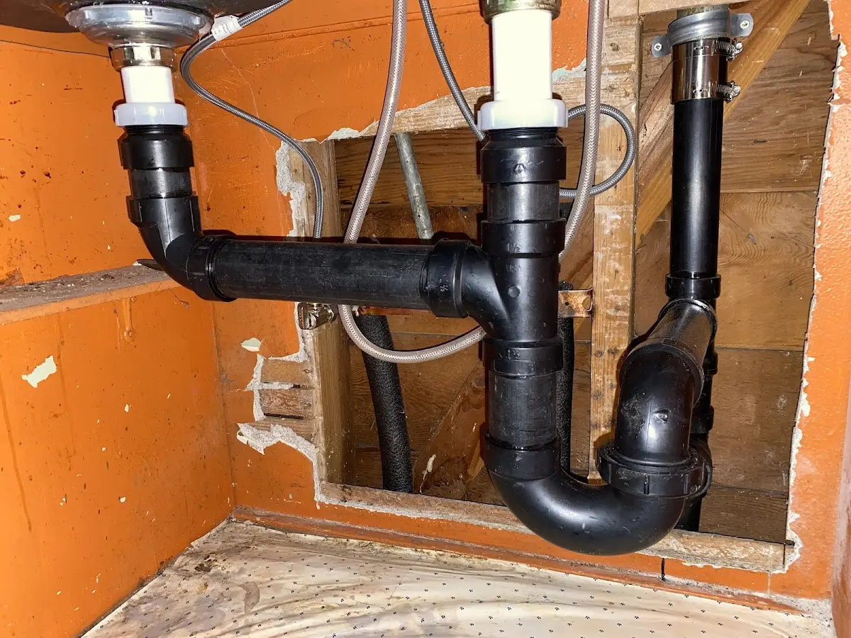 Professional Pipe Bursting equipment and tools on the job in Carrizo Springs